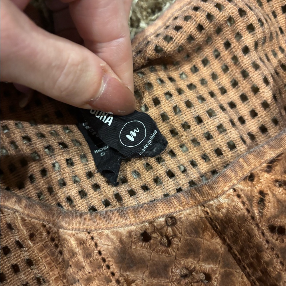 Agnes & Dora Woven Eyelet Tank Bundle - Picture 3 of 10